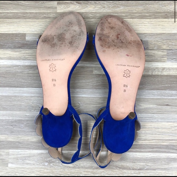 Loeffler Randall Lilit Scalloped Sandal - Picture 3 of 6